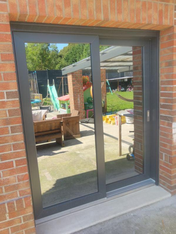 Installation baie vitrée aluminium